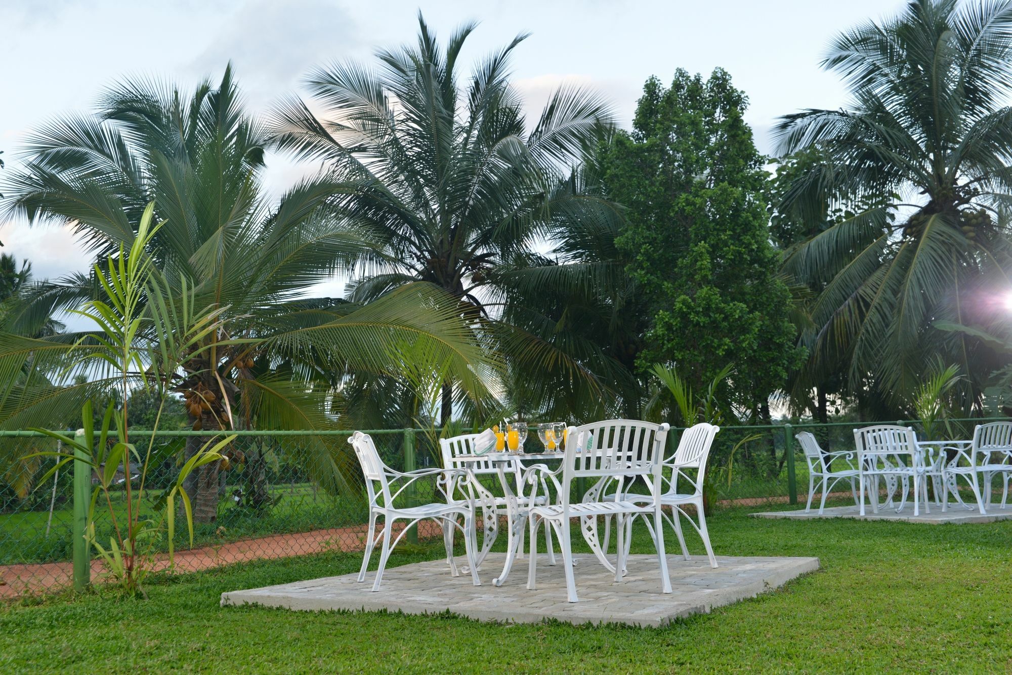 Rajarata Family Resort Holambra Exterior foto